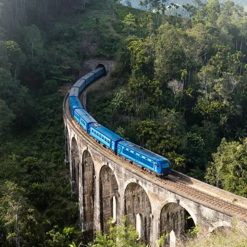 maho_bahnlinie_train_maho